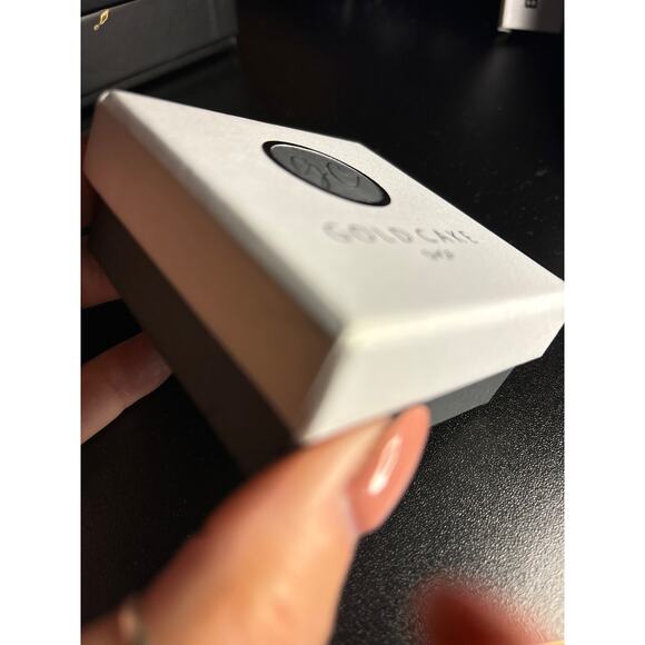 18 K gold plated ghost earrings with amazing design. Super small. - Picture 5 of 7